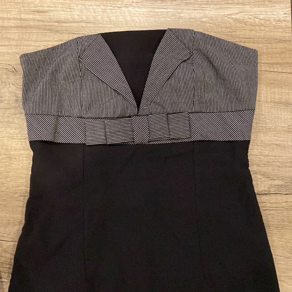 Sirens black and white strapless dress